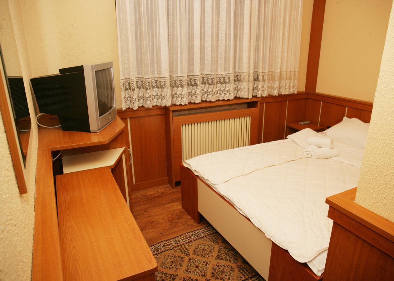 באניה לוקה Motel Nana חדר תמונה