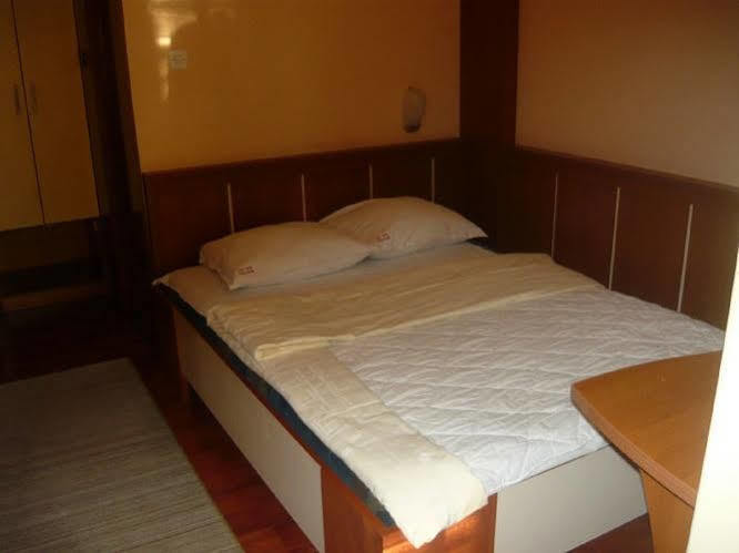 באניה לוקה Motel Nana מראה חיצוני תמונה
